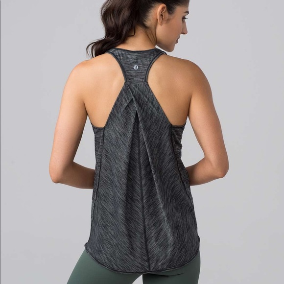 Lululemon Essential Tank - Picture 6 of 7